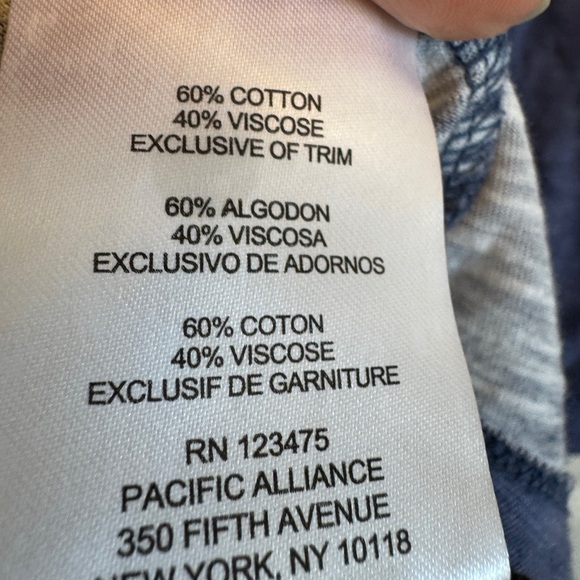 Jones New York tshirt with pocket detail - Picture 8 of 8